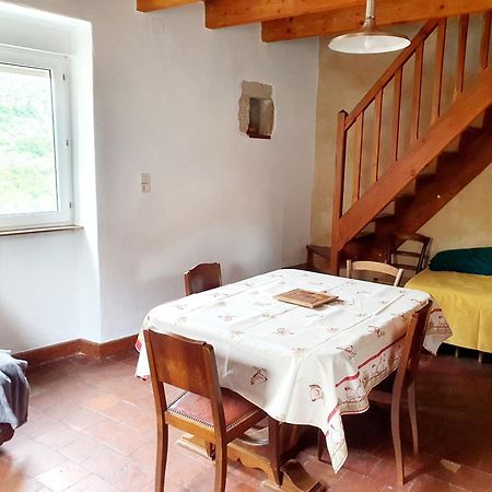 Gites 4 A 5 Personnes Saint-Rome-de-Tarn Ngoại thất bức ảnh